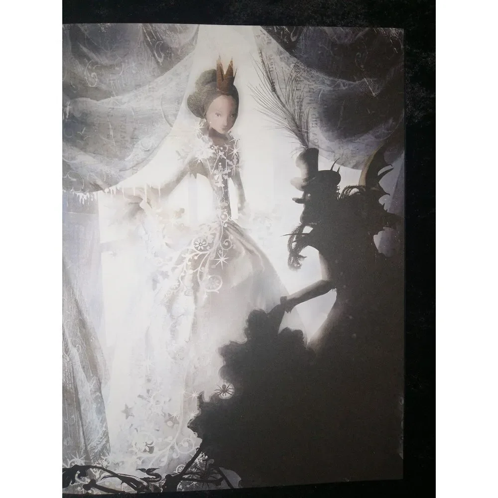 The Snow‎ Queen:Beautiful Book Retold By Sarah Lowes